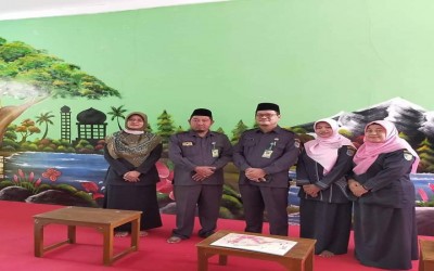 Perpustakaan Cordoba MTs Negeri 1 Demak berbenah